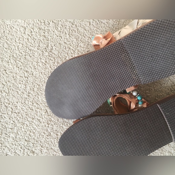 NWOT 🔺 LEATHER BEADED SANDALS Made in Greece - Picture 3 of 8